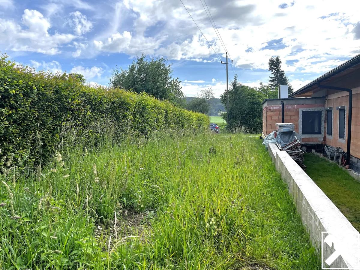 Grundstück kaufen in Vöcklabruck – 963 m², € 96.300 – Bild 3 von 5