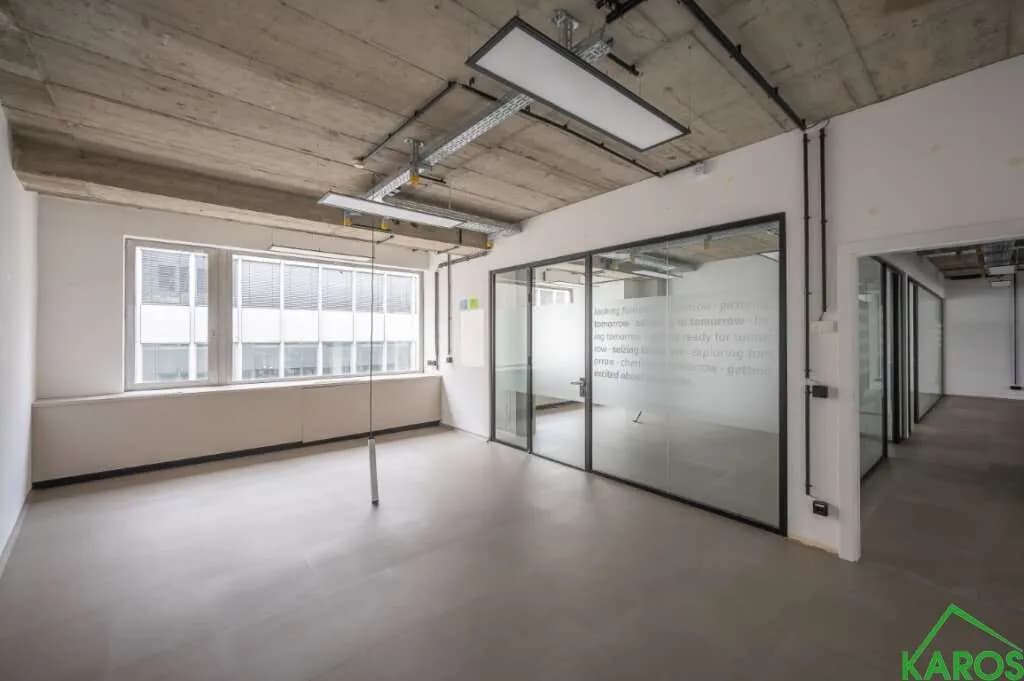 Gewerbeimmobilie mieten in Wien – 4 136,2 m², € 85.546 – Bild 22 von 40