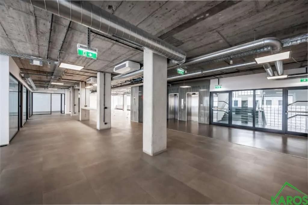 Gewerbeimmobilie mieten in Wien – 4 136,2 m², € 85.546 – Bild 26 von 40