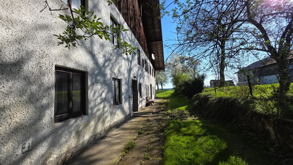 Grundstück kaufen in Vöcklabruck – 2 030 m², € 490.000 – Bild 2 von 2