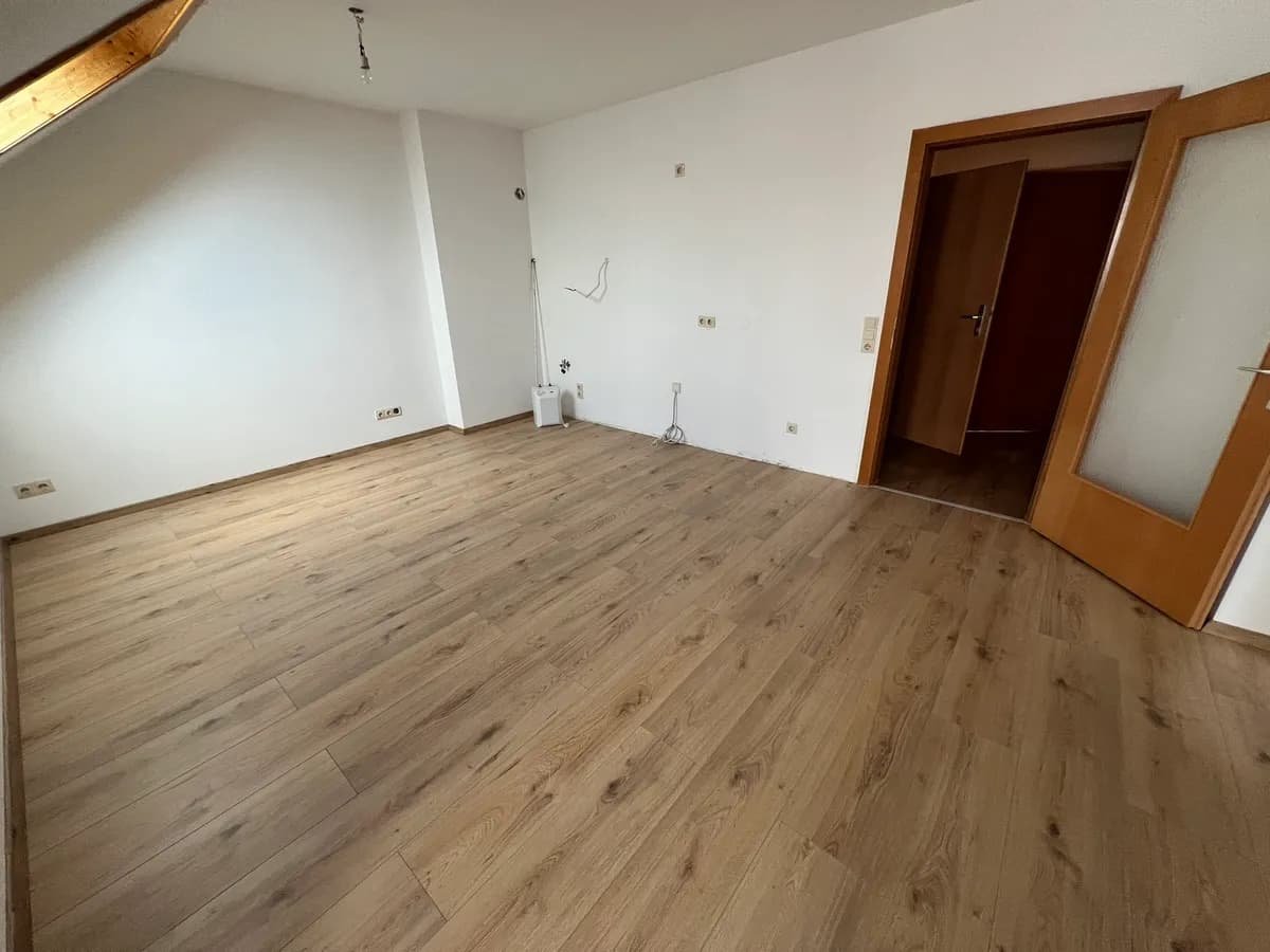 Wohnung mieten in Bruck-Mürzzuschlag – 46,54 m², € 555 – Bild 2 von 9