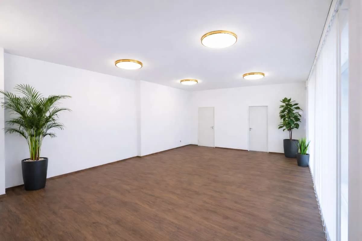 Gewerbeimmobilie mieten in Wels – 58 m², € 1.001 – Bild 2 von 5