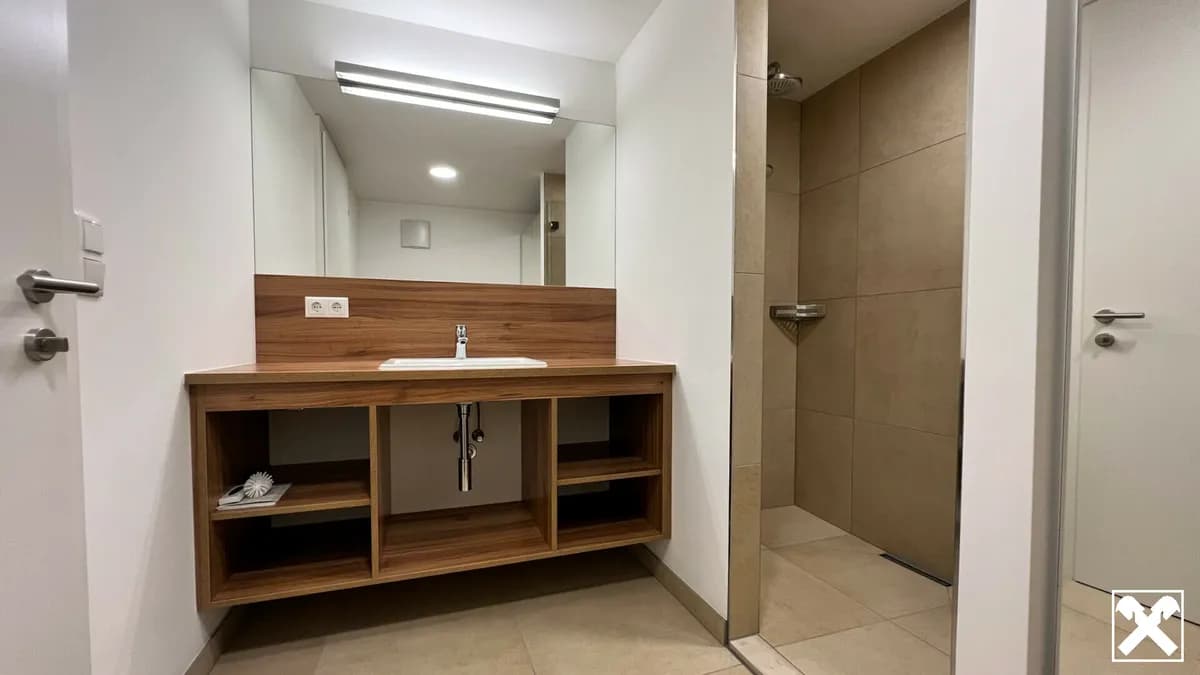 16-Zimmer-Gewerbeimmobilie kaufen in Amstetten – 800 m², € 2.290.000 – Bild 18 von 29