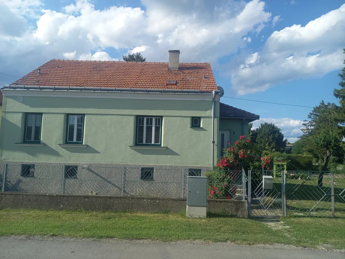 3-Zimmer-Haus kaufen in Gänserndorf – 101 m², € 379.000 – Bild 1 von 12