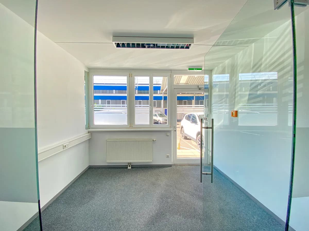 Gewerbeimmobilie mieten in Linz – 380 m², € 4.446 – Bild 2 von 21