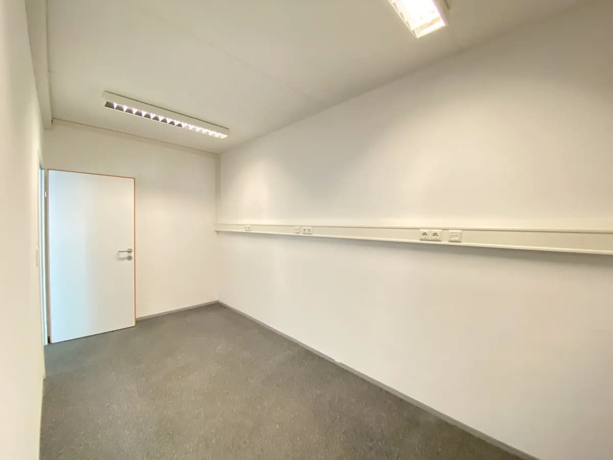 Gewerbeimmobilie mieten in Linz – 380 m², € 4.446 – Bild 3 von 21