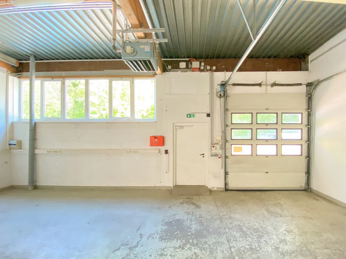 Gewerbeimmobilie mieten in Linz – 380 m², € 4.446 – Bild 8 von 21