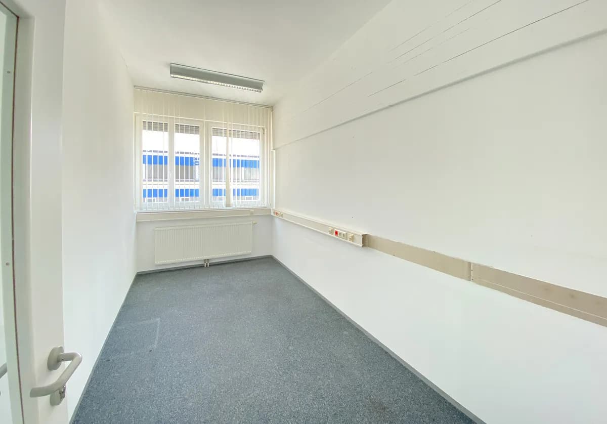 Gewerbeimmobilie mieten in Linz – 380 m², € 4.446 – Bild 14 von 21