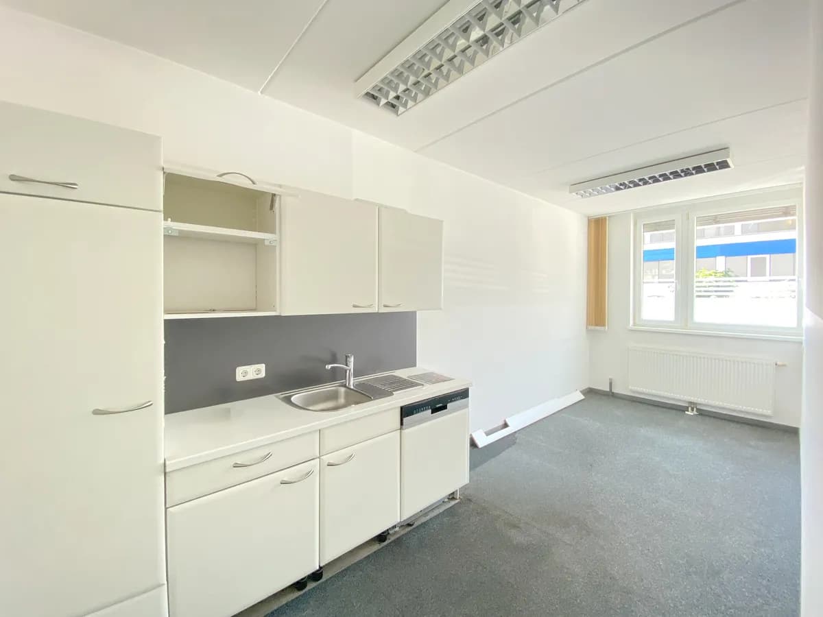 Gewerbeimmobilie mieten in Linz – 380 m², € 4.446 – Bild 16 von 21