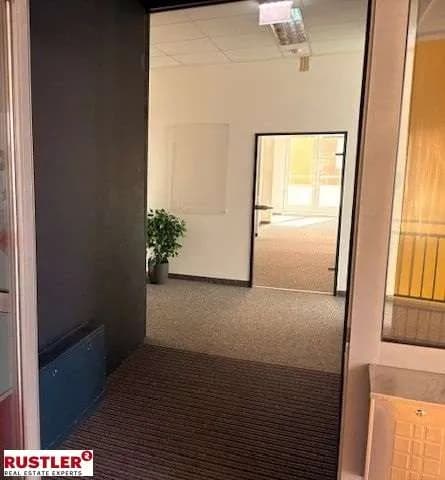4-Zimmer-Gewerbeimmobilie mieten in Graz – 134 m², € 1.581 – Bild 1 von 14