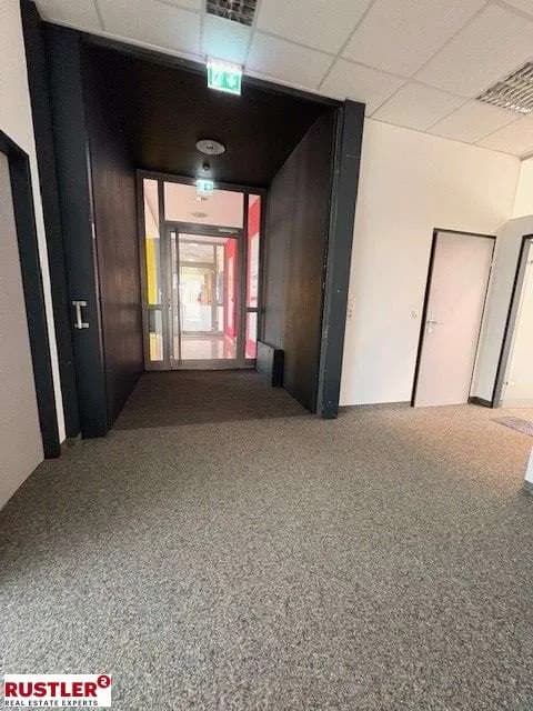 4-Zimmer-Gewerbeimmobilie mieten in Graz – 134 m², € 1.581 – Bild 2 von 14