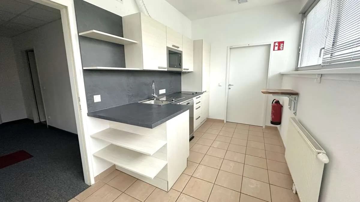Gewerbeimmobilie mieten in Wien – 520 m², € 8.463 – Bild 8 von 18