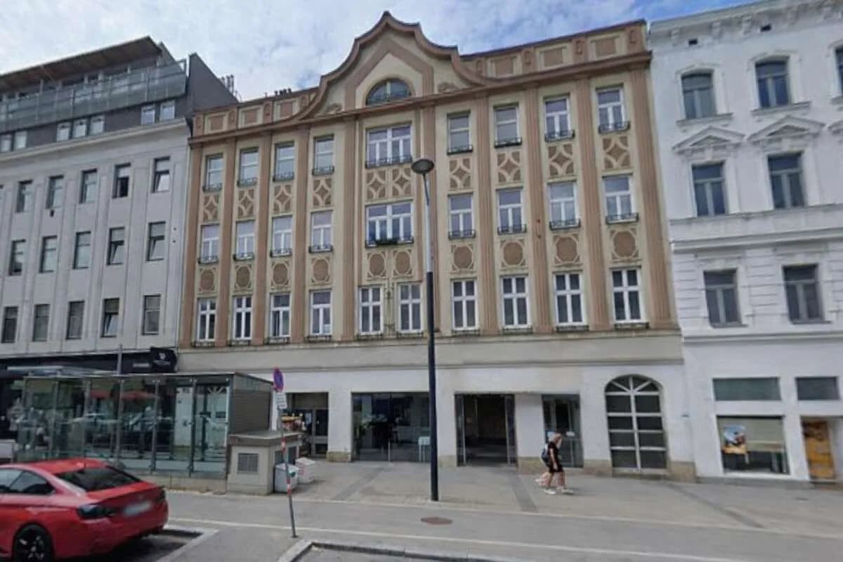 Gewerbeimmobilie mieten in Wien – 615 m², € 10.693