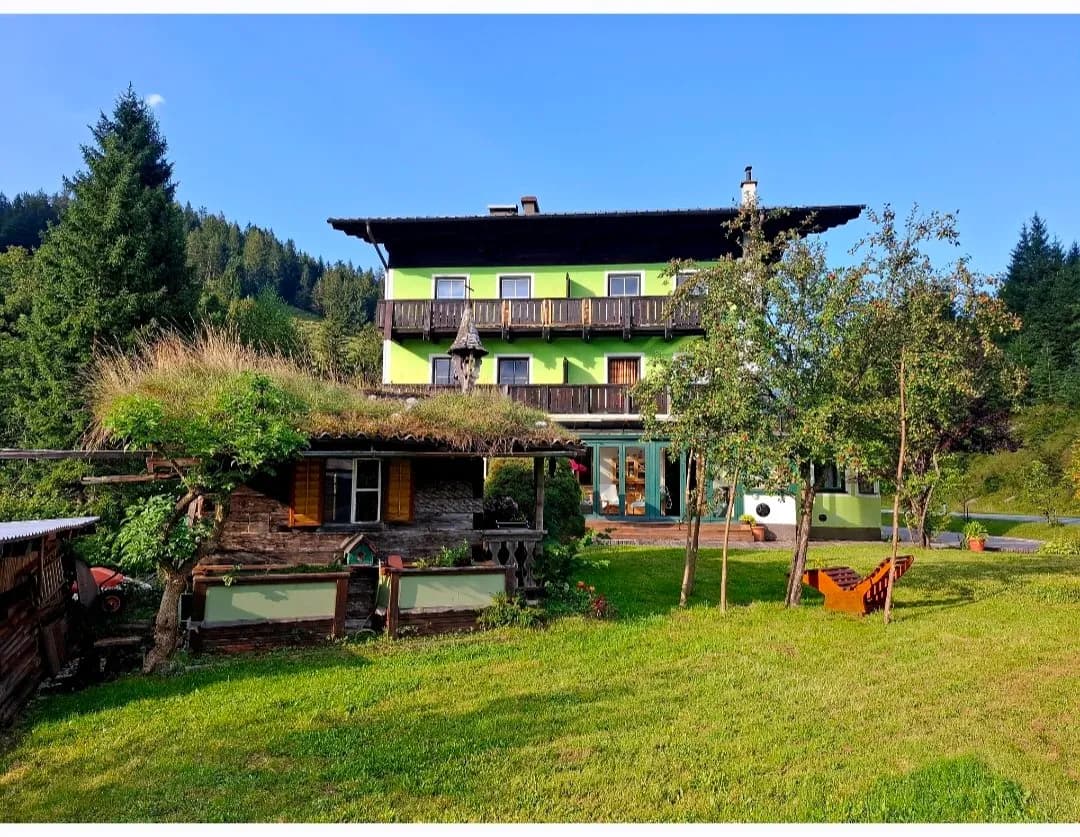25-Zimmer-Gewerbeimmobilie kaufen in Hallein – 565 m², € 888.000 – Bild 2 von 12