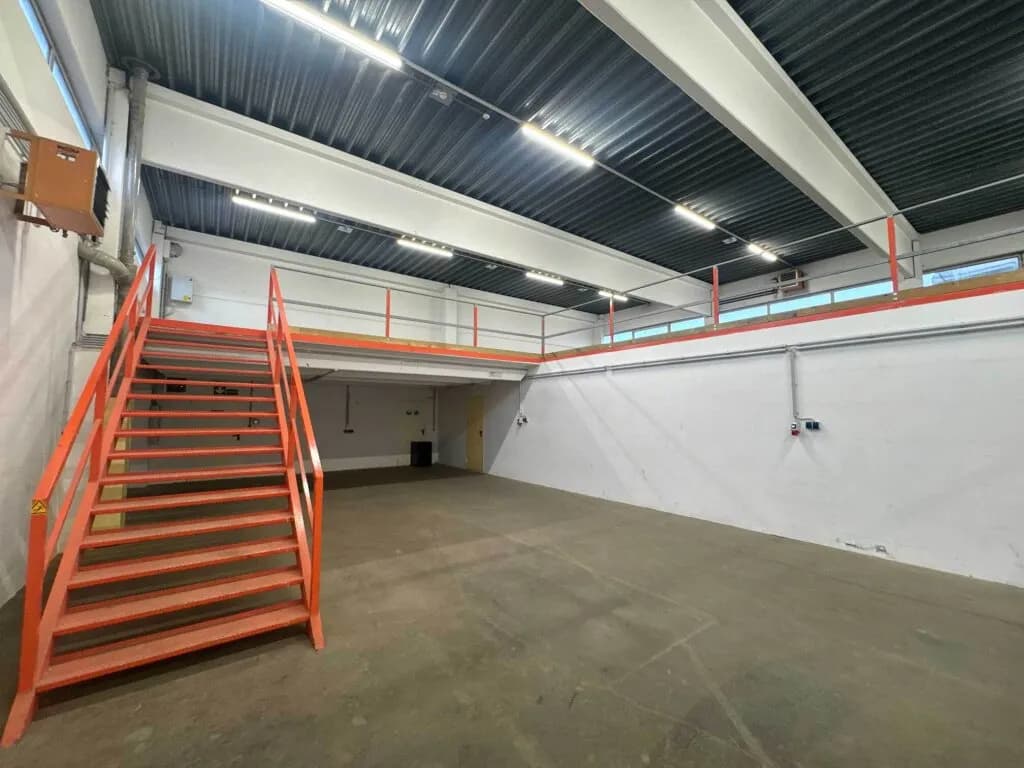 Gewerbeimmobilie mieten in Linz Land – 756 m², € 2.925 – Bild 5 von 15