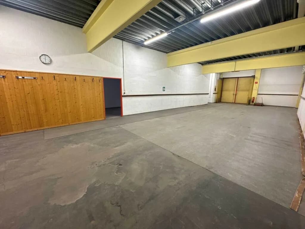 Gewerbeimmobilie mieten in Linz Land – 756 m², € 2.925 – Bild 9 von 15