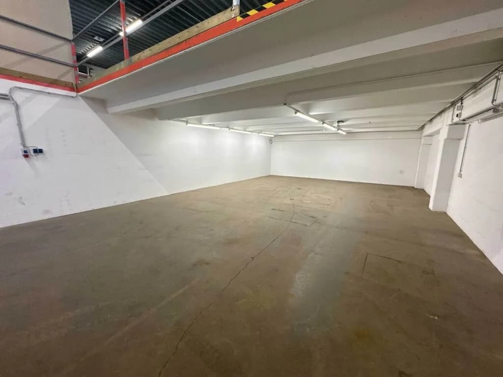 Gewerbeimmobilie mieten in Linz Land – 756 m², € 2.925 – Bild 10 von 15