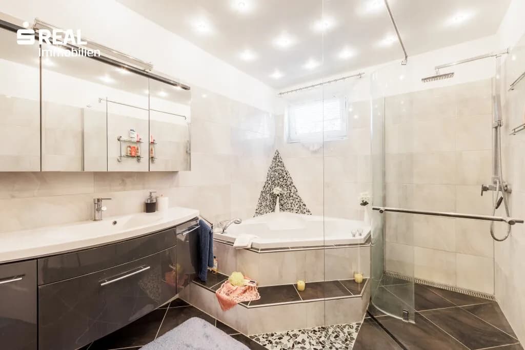 5-Zimmer-Haus kaufen in Krems Land – 1 582 m², € 439.000 – Bild 19 von 40