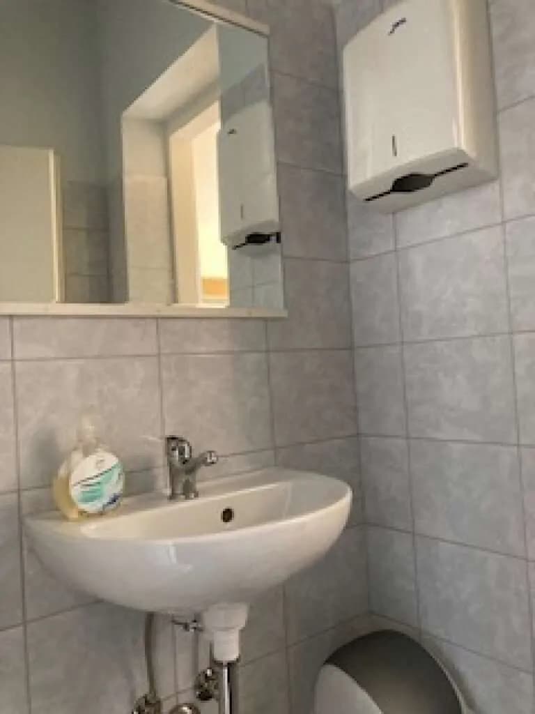Gewerbeimmobilie kaufen in Neunkirchen – 50 m², € 135.000 – Bild 29 von 31