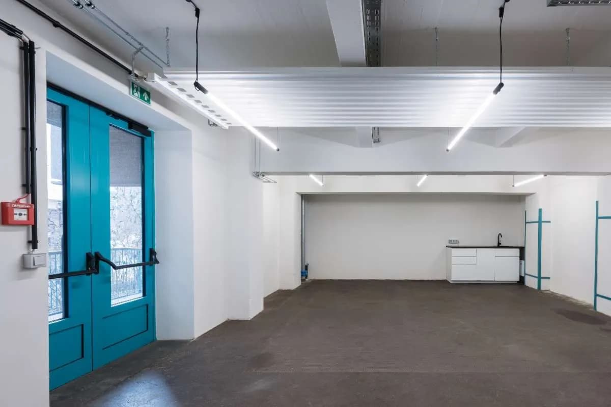 1-Zimmer-Gewerbeimmobilie mieten in Linz – 52 m², € 1.208 – Bild 3 von 5