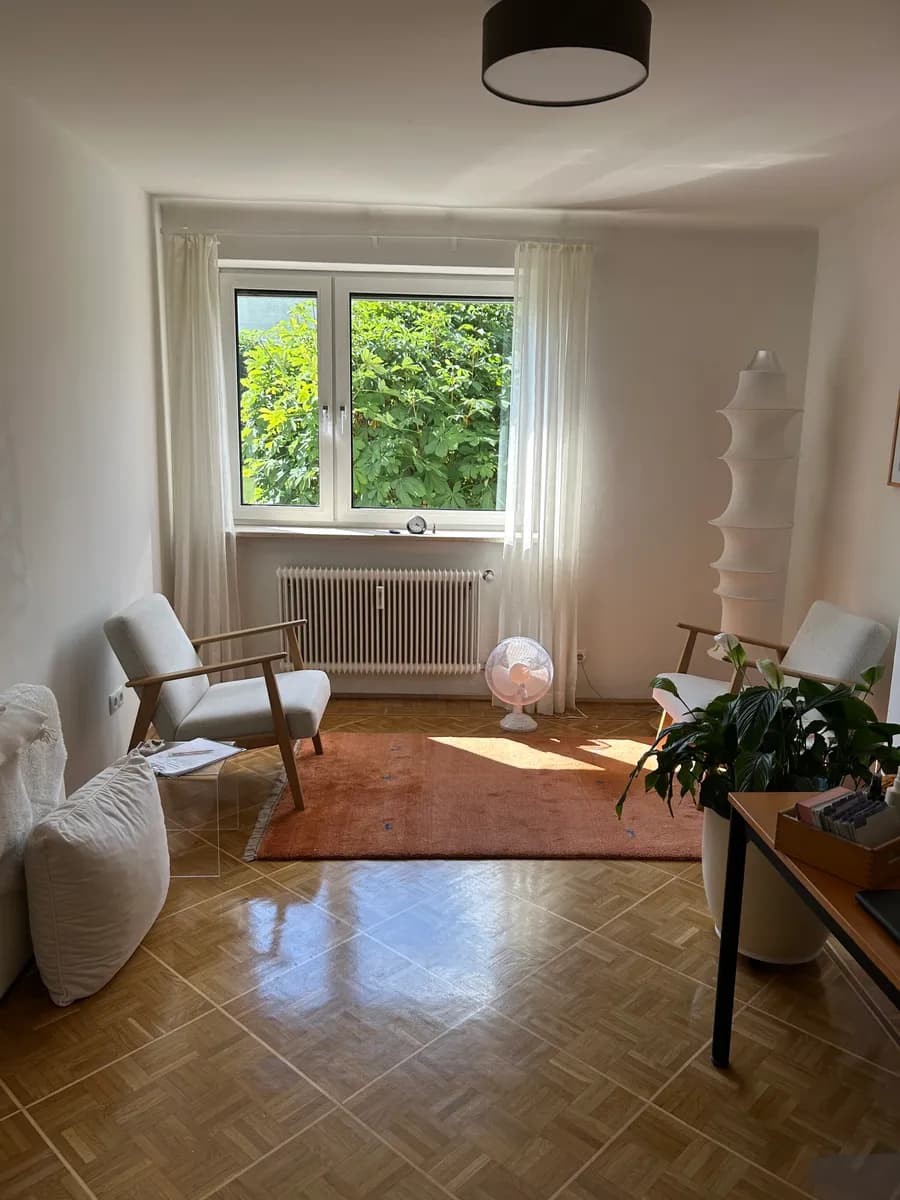 3-Zimmer-Wohnung mieten in Salzburg Stadt – 74 m², € 1.550 – Bild 2 von 5