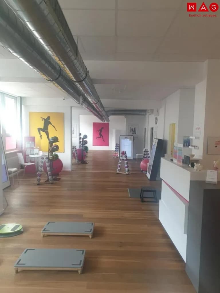 5-Zimmer-Gewerbeimmobilie mieten in Linz – 200 m², € 2.628 – Bild 1 von 22