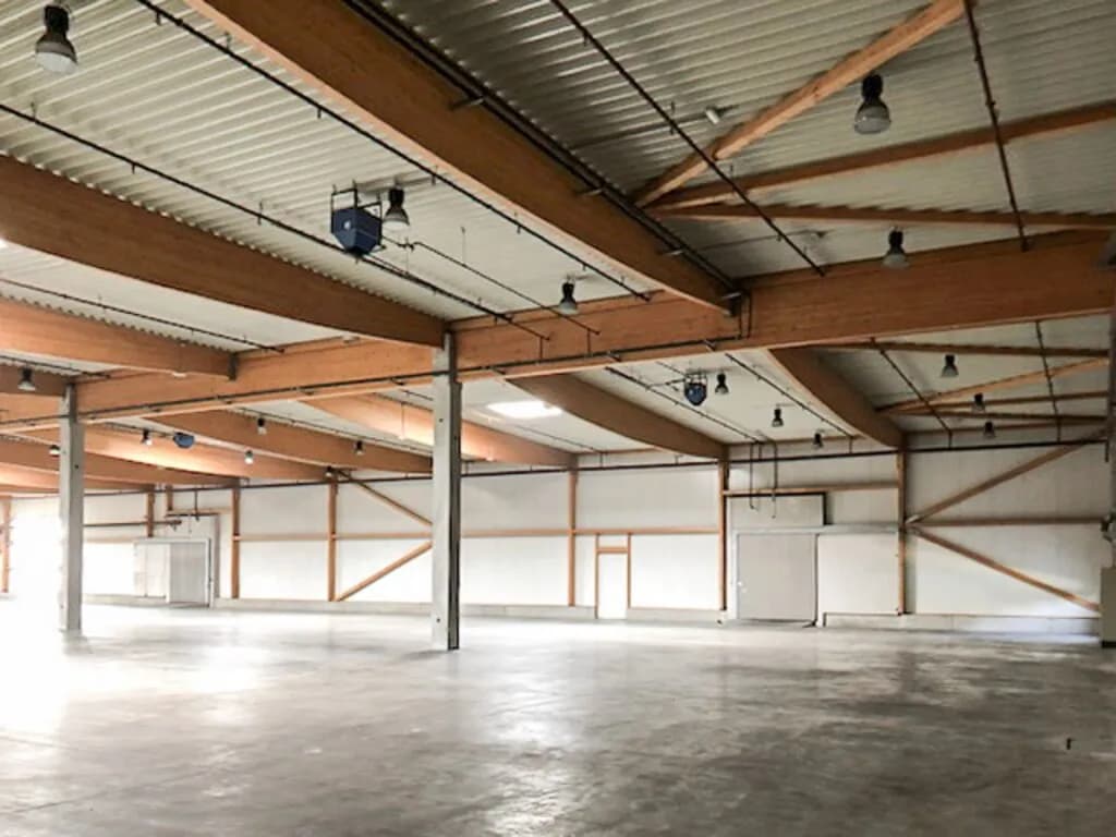 Gewerbeimmobilie mieten in Neusiedl am See – 2 835 m², € 8.222 – Bild 2 von 25
