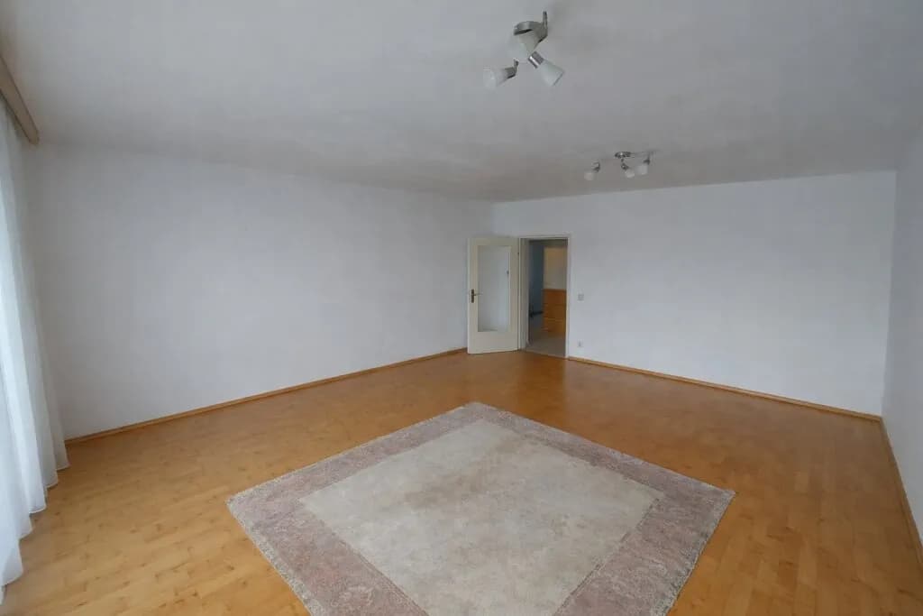 3-Zimmer-Wohnung kaufen in Baden – 83,29 m², € 249.900