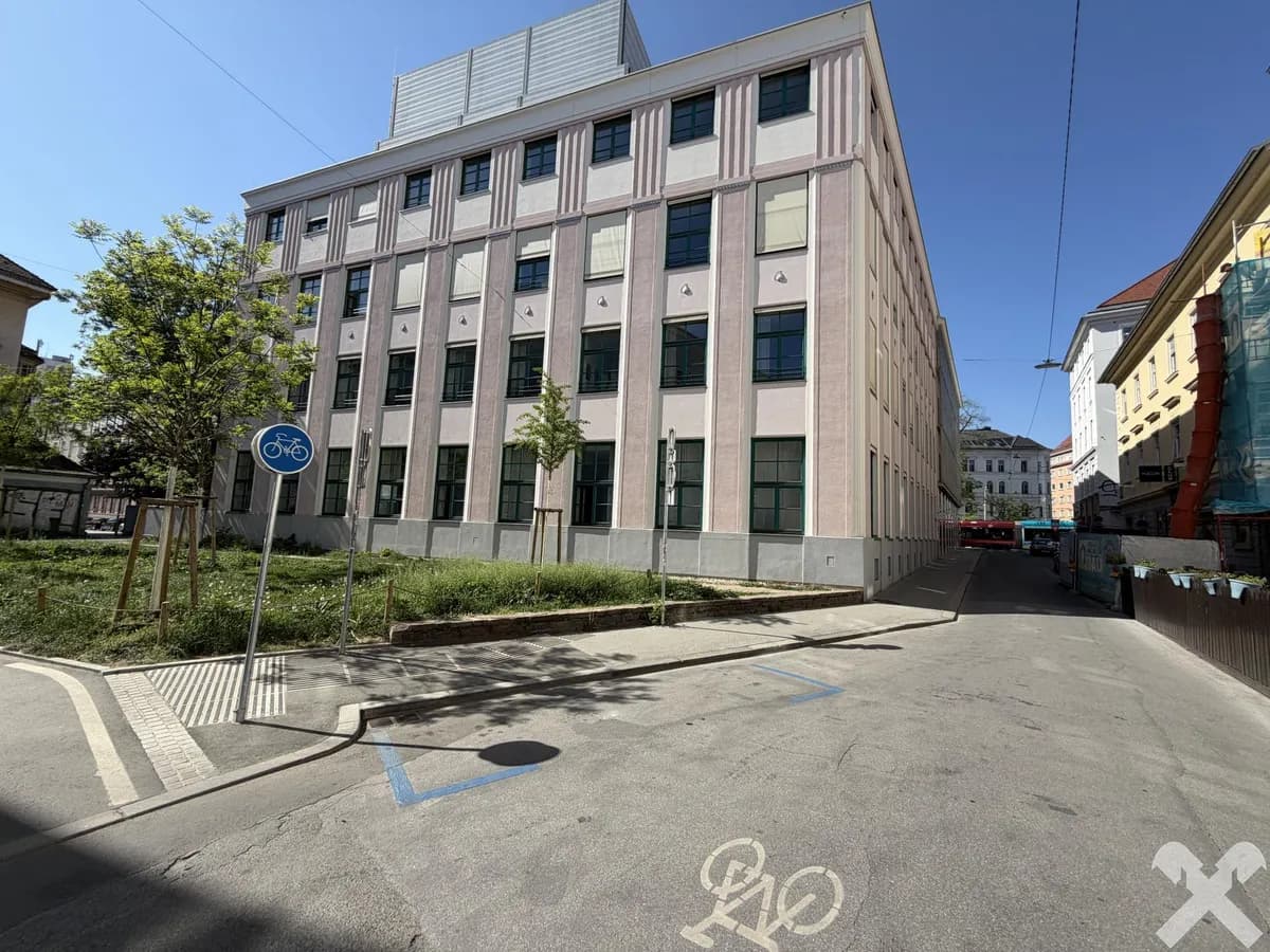 5-Zimmer-Gewerbeimmobilie mieten in Graz – 215 m², € 3.505 – Bild 1 von 22