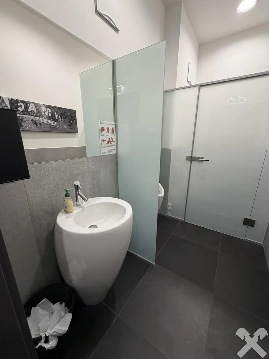 5-Zimmer-Gewerbeimmobilie mieten in Graz – 215 m², € 3.505 – Bild 15 von 22