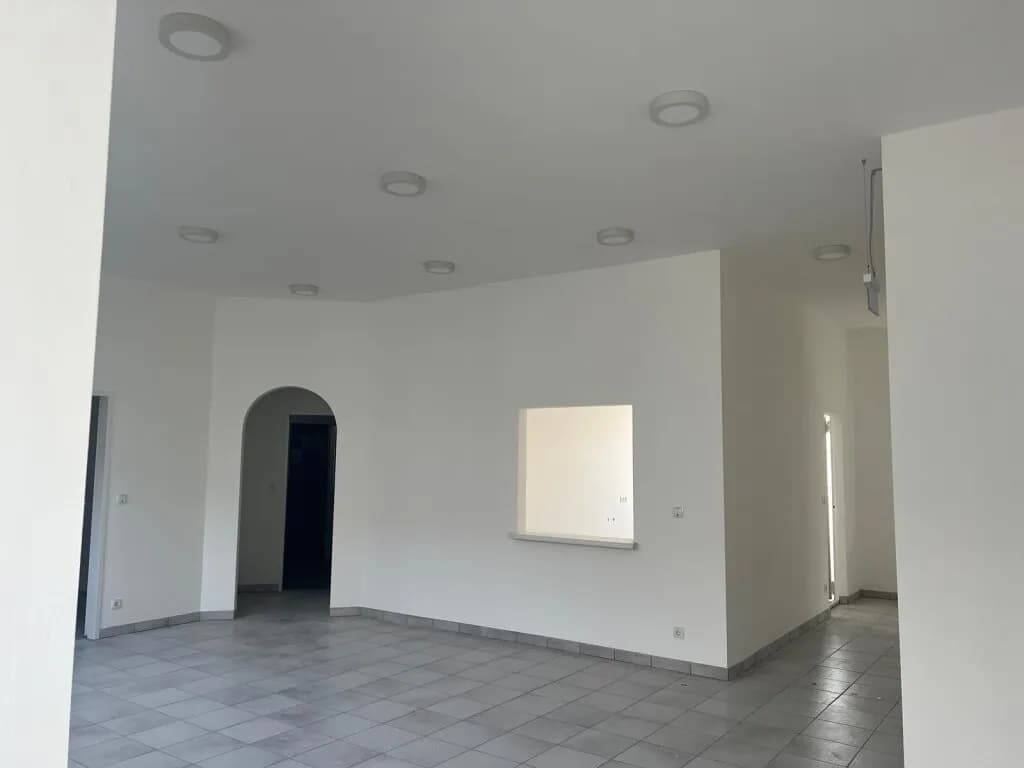 Gewerbeimmobilie mieten in Wien – 1 271 m², € 15.687 – Bild 5 von 18