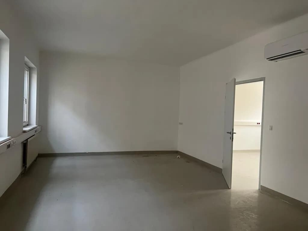 Gewerbeimmobilie mieten in Wien – 1 271 m², € 15.687 – Bild 9 von 18