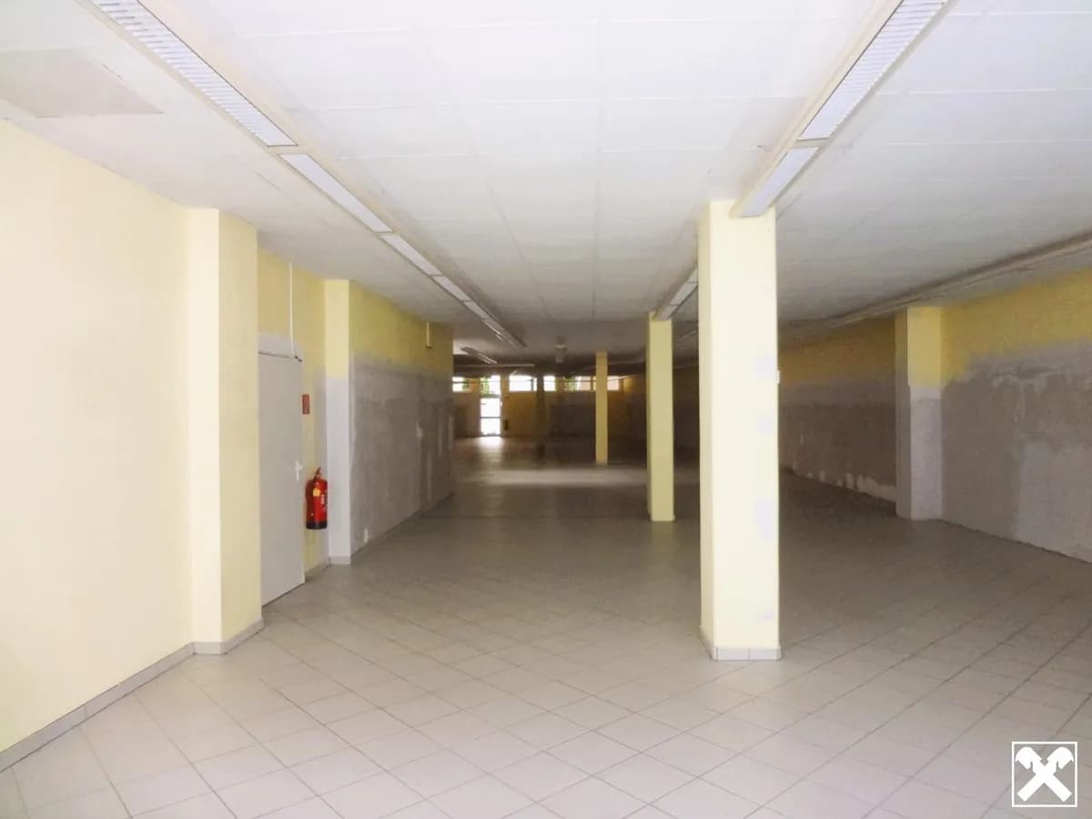 Gewerbeimmobilie mieten in Oberpullendorf – 396 m², € 3.560 – Bild 2 von 10