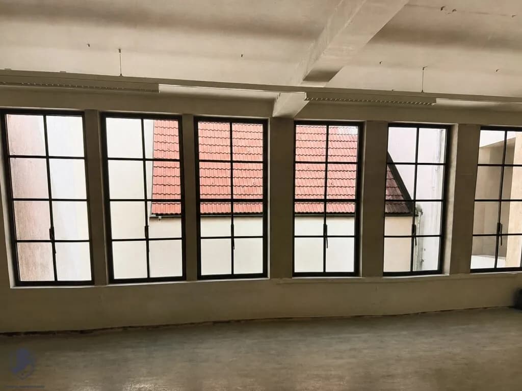 Gewerbeimmobilie mieten in Tulln – 380 m², € 5.000