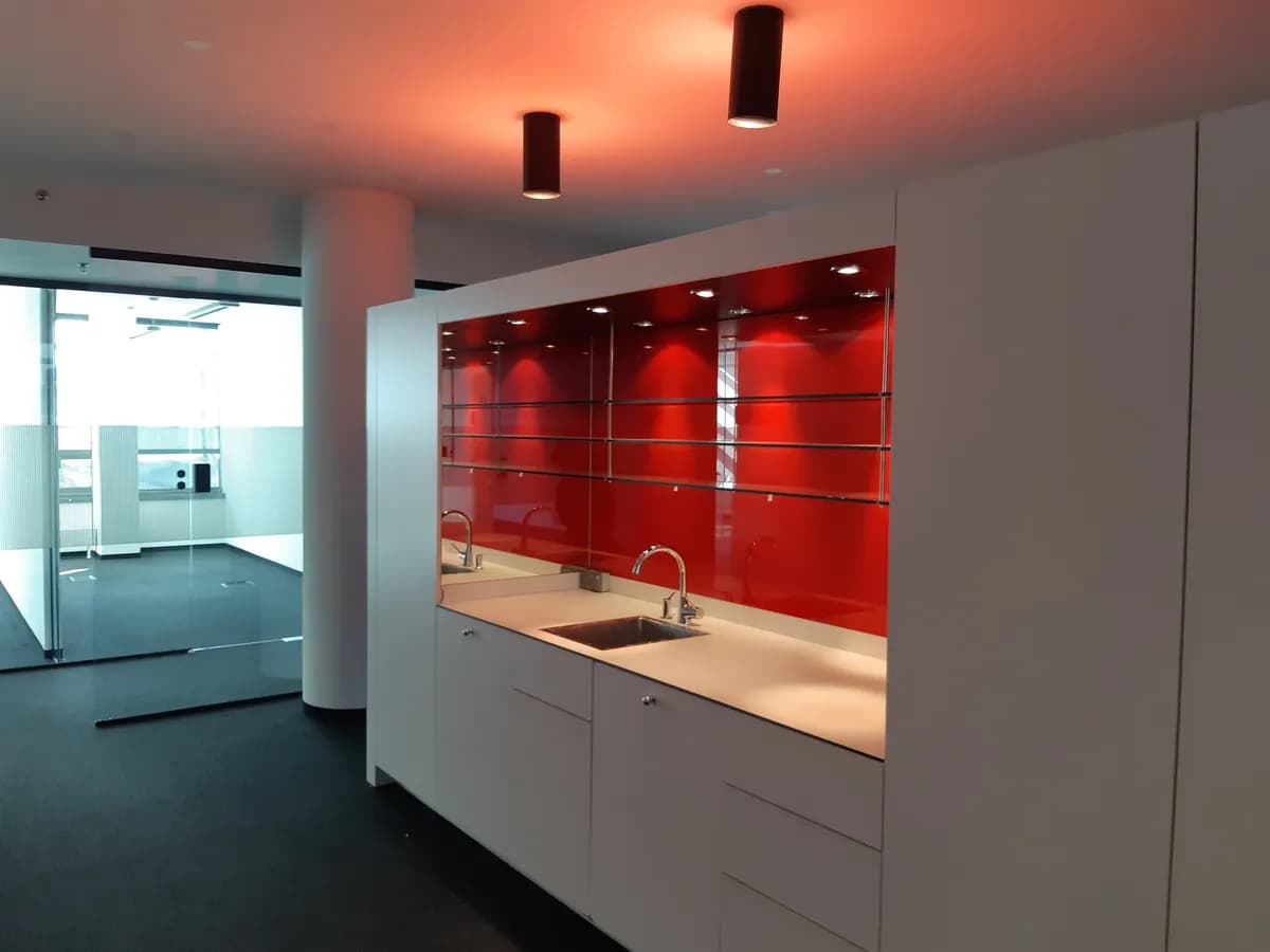Gewerbeimmobilie mieten in Wien – 253 m², € 17 – Bild 11 von 16