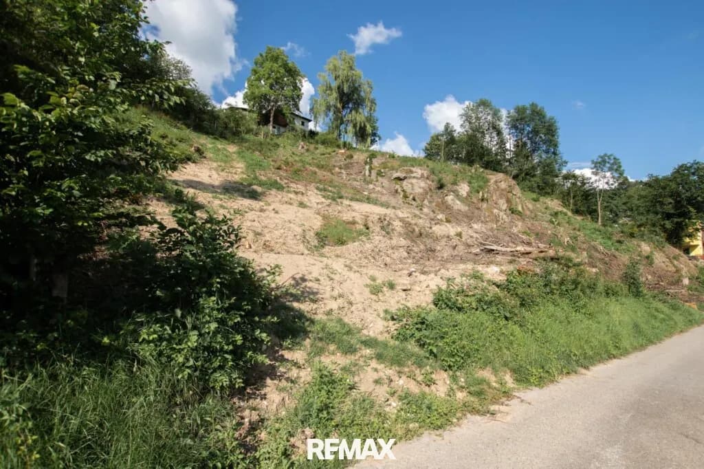 Grundstück kaufen in Urfahr-Umgebung – 3 741 m², € 299.000