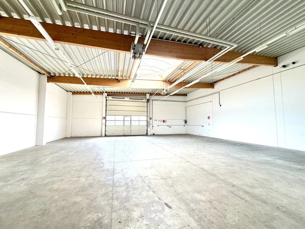 Immobilie mieten in Wels-Land – 2 828 m² – Bild 7 von 29
