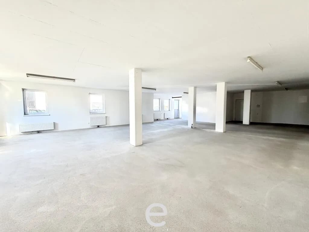 Immobilie mieten in Wels-Land – 2 828 m² – Bild 23 von 29