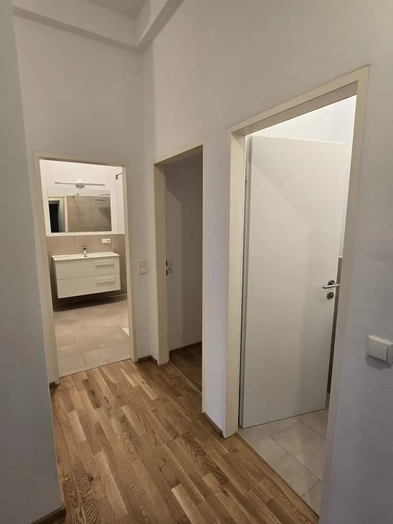 2-Zimmer-Wohnung mieten in Steyr – 99,3 m², € 894 – Bild 8 von 12