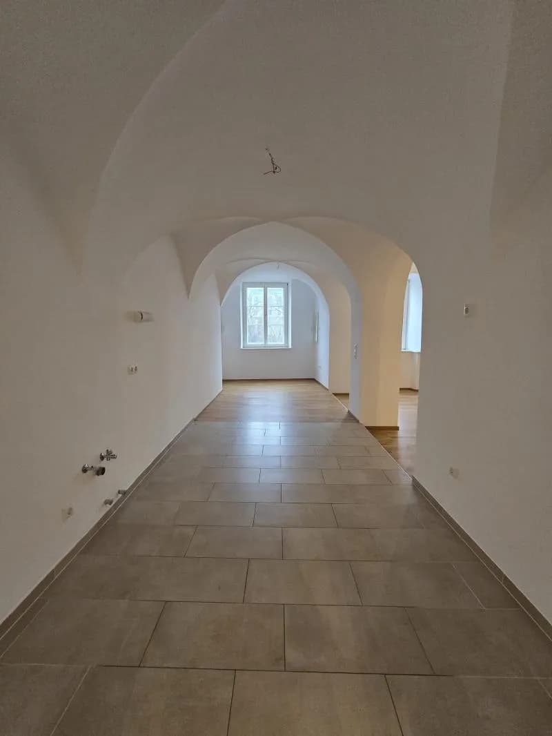 2-Zimmer-Wohnung mieten in Steyr – 99,3 m², € 894 – Bild 11 von 12