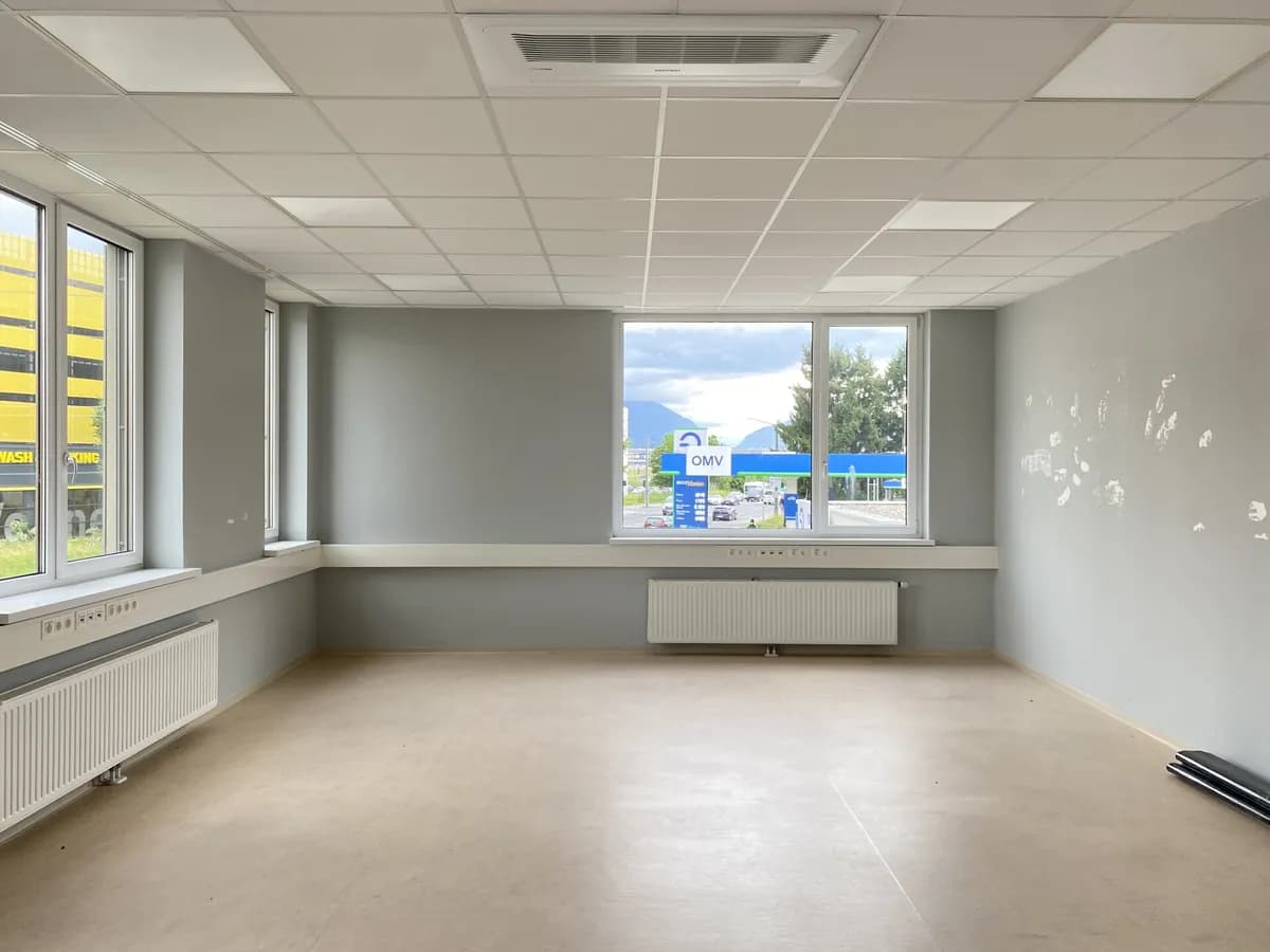 Gewerbeimmobilie mieten in Salzburg Stadt – 250 m², € 3.673 – Bild 2 von 14