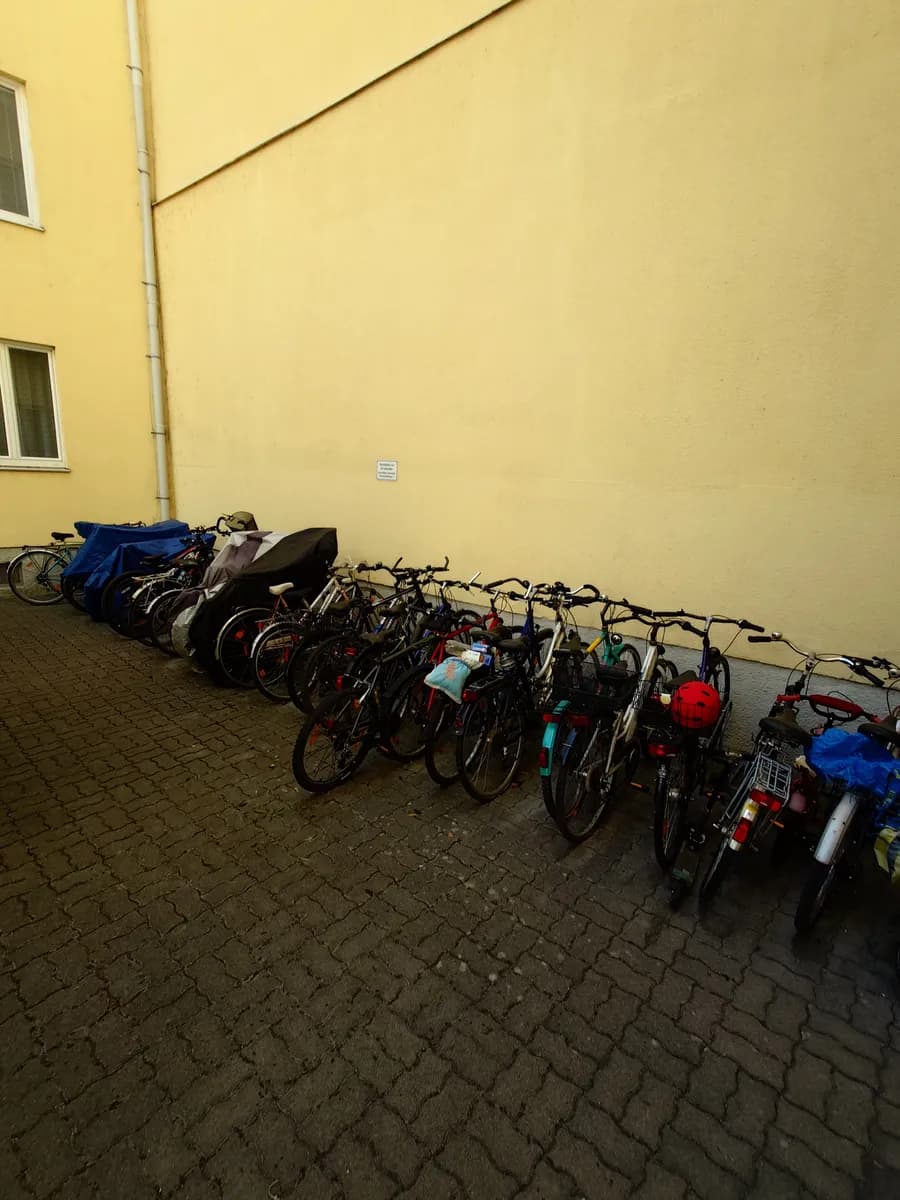 1-Zimmer-Wohnung mieten in Baden – 28 m², € 650 – Bild 12 von 12