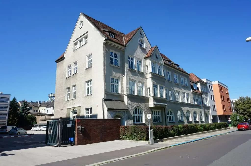 Gewerbeimmobilie kaufen in Linz – 2 447 m², € 3.550.000 – Bild 2 von 22