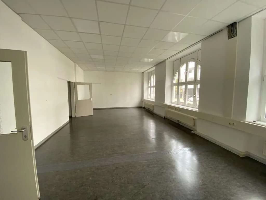 Gewerbeimmobilie kaufen in Linz – 2 447 m², € 3.550.000 – Bild 9 von 22