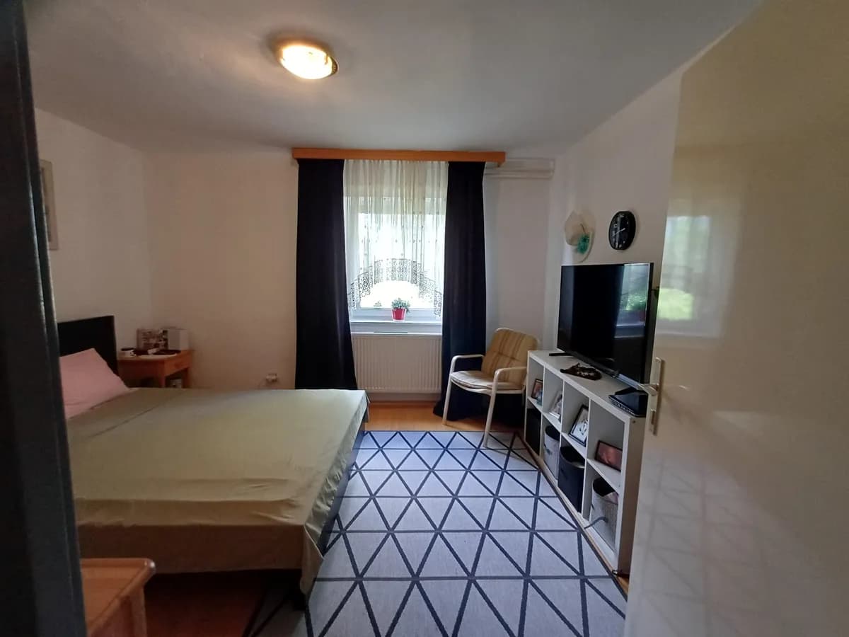 12-Zimmer-Haus mieten in Sankt Pölten Land – 240 m², € 1.400 – Bild 25 von 35