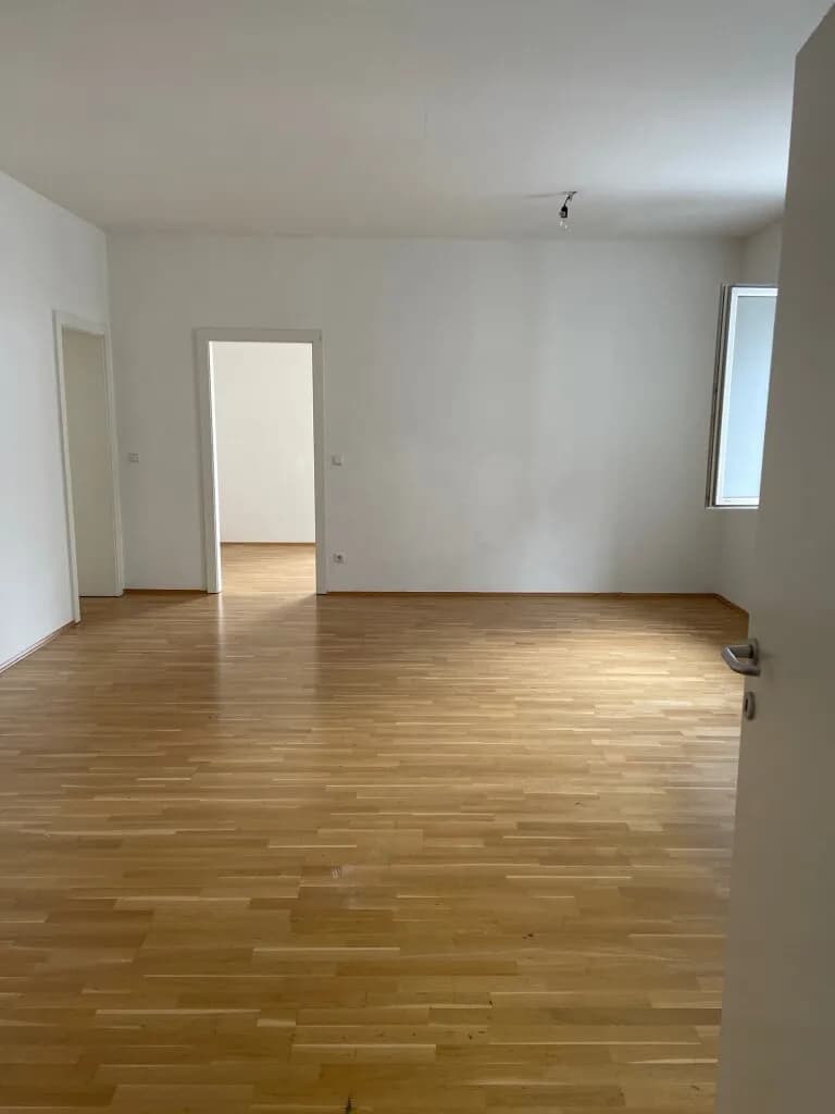 3-Zimmer-Wohnung mieten in Linz – 71,36 m², € 1.017 – Bild 2 von 8
