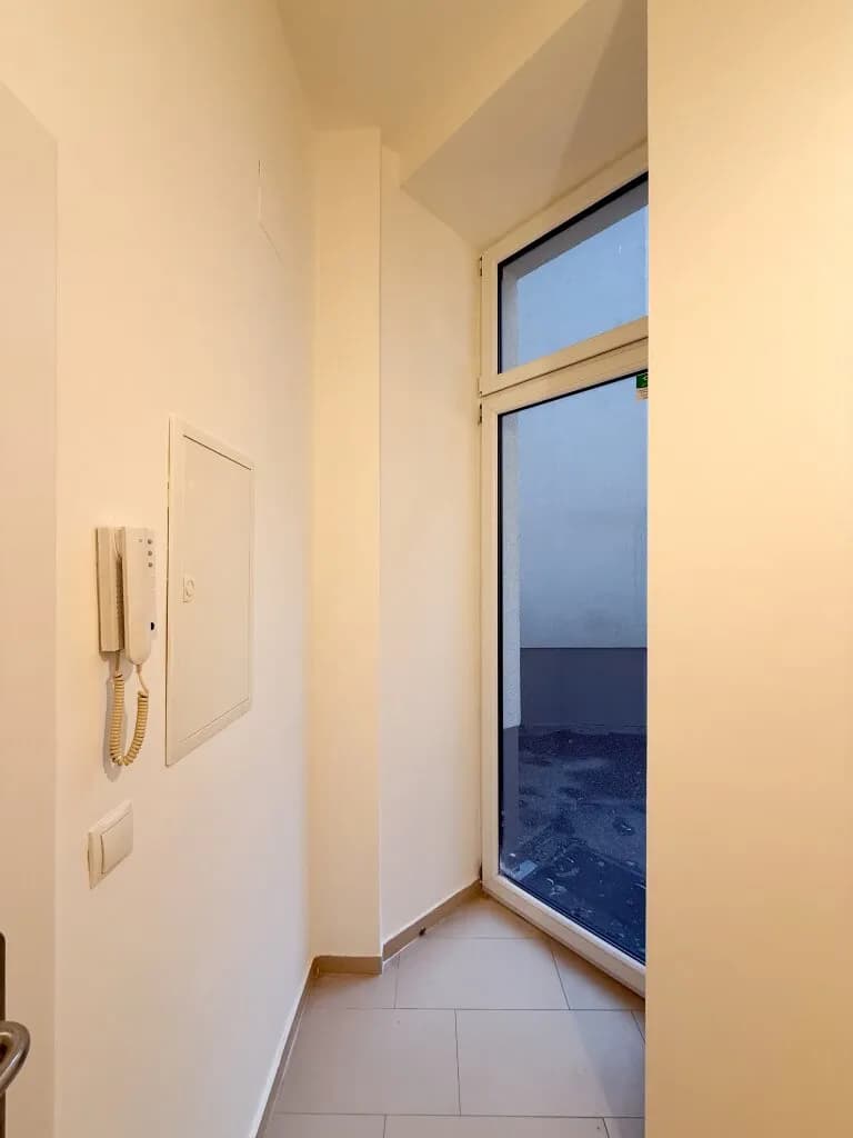 9-Zimmer-Gewerbeimmobilie mieten in Wien – 208 m², € 3.974 – Bild 6 von 25