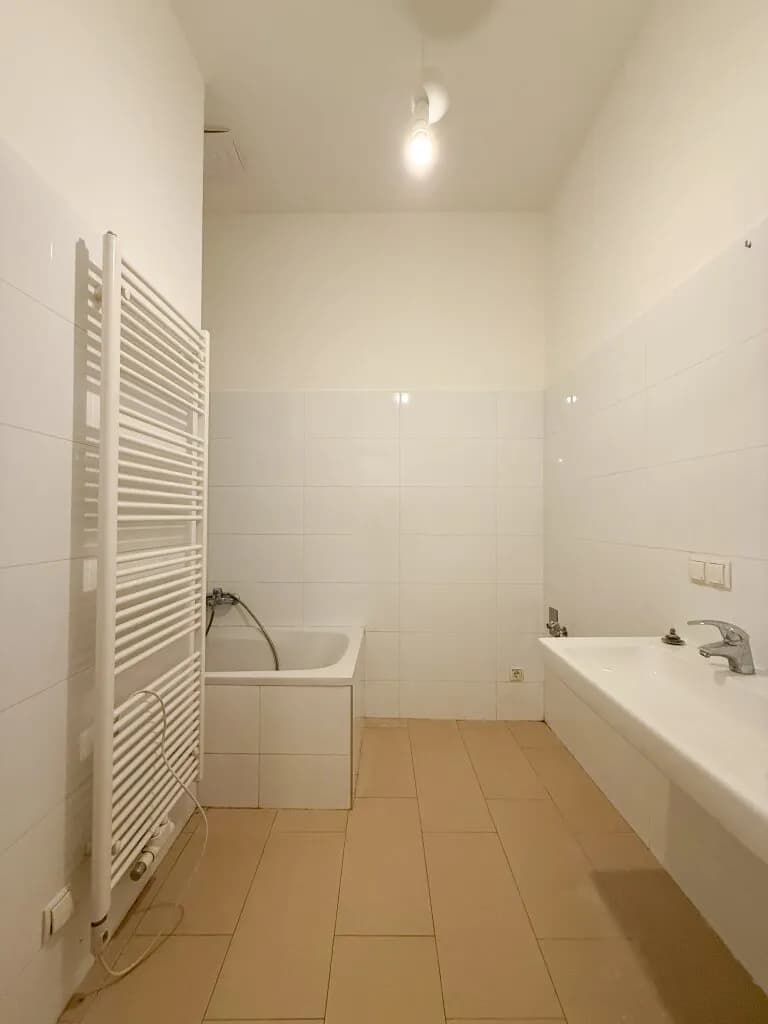 9-Zimmer-Gewerbeimmobilie mieten in Wien – 208 m², € 3.974 – Bild 8 von 25