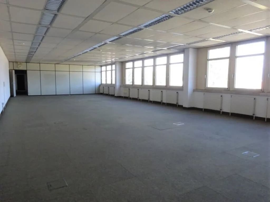 2-Zimmer-Gewerbeimmobilie mieten in Graz – 243 m², € 1.823 – Bild 2 von 30