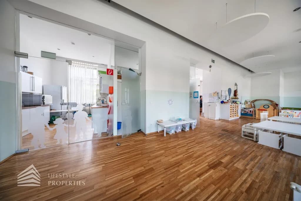 5-Zimmer-Gewerbeimmobilie mieten in Wien – 246 m², € 5.528 – Bild 6 von 29